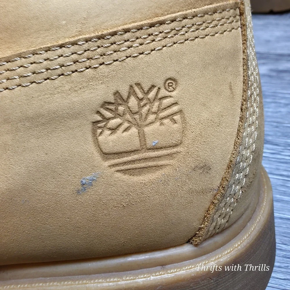 Timberland Wheat Leather Lace-Up Work Boots with Black Collar